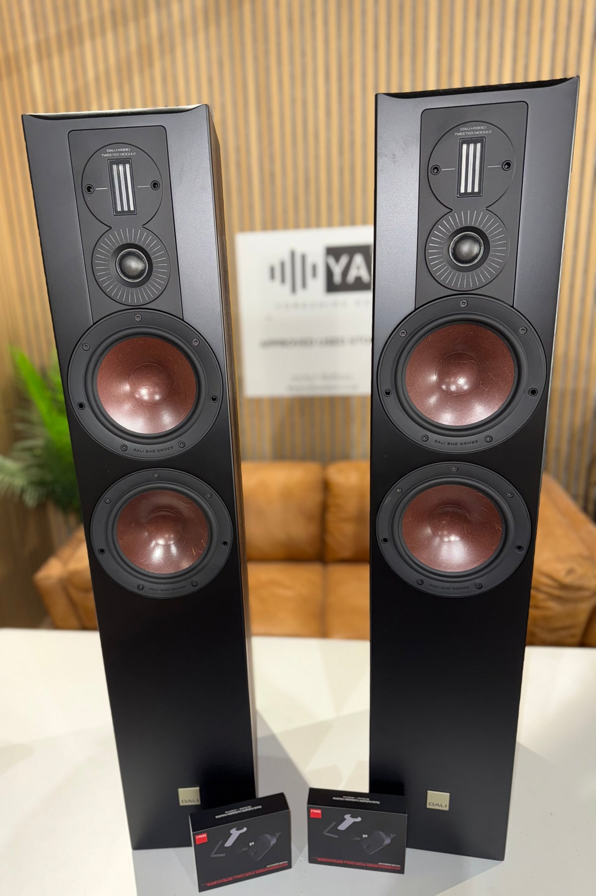 Clearance: B Grade DALI Opticon 6 MK2 Floorstanding Speakers (Tobacco Oak)