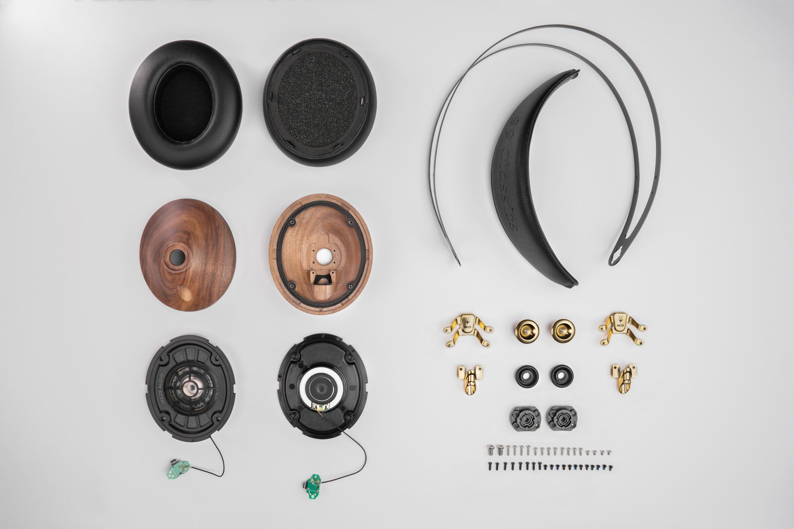 MEZE 99 Classic V2 Closed Back Headphone - Walnut & Gold