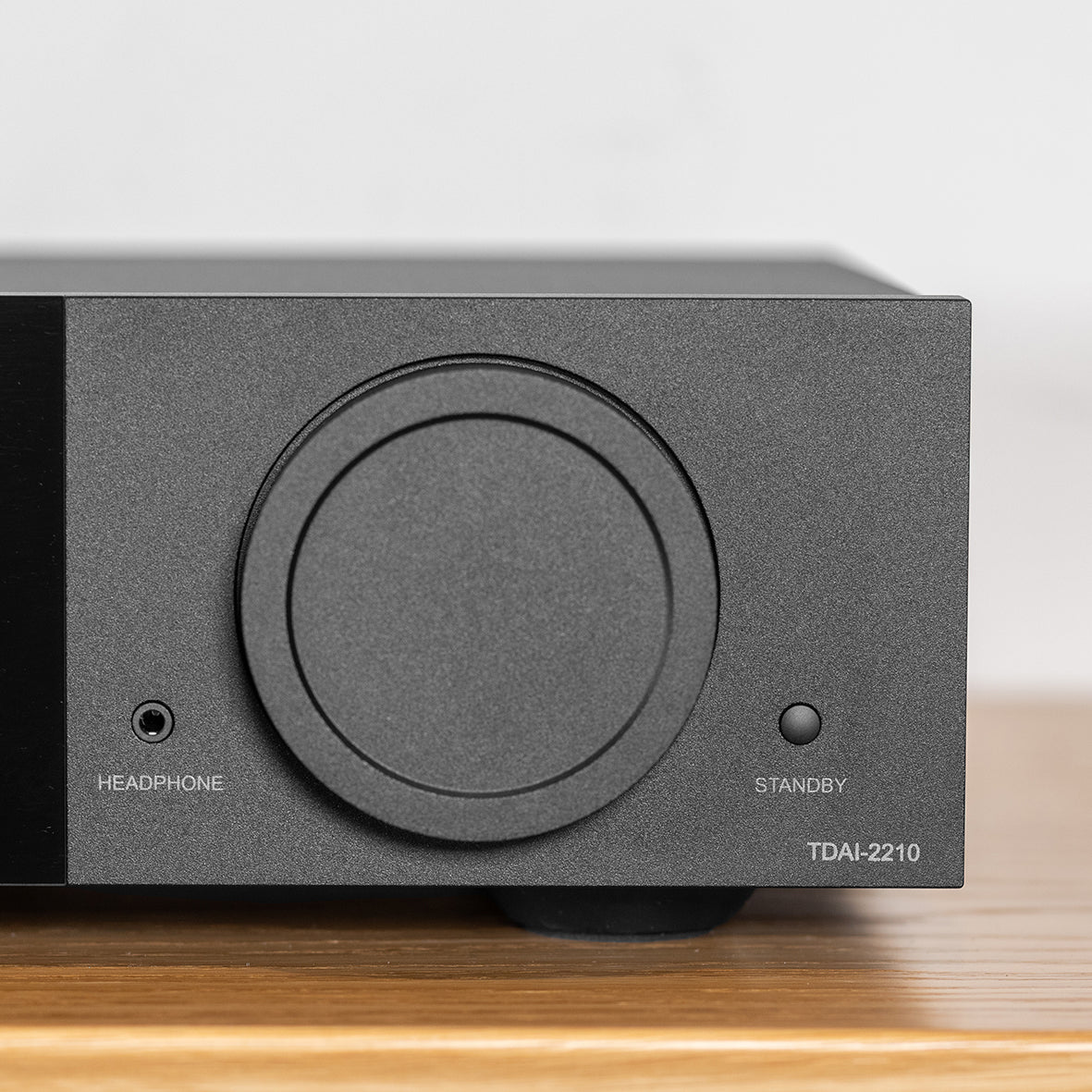 Lyngdorf TDAI-2210 streaming amplifier