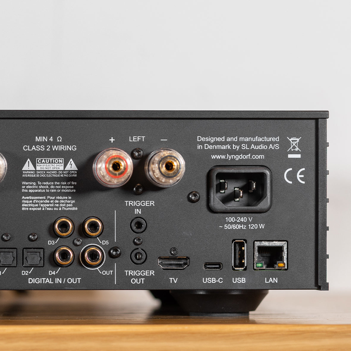 Lyngdorf TDAI-2210 streaming amplifier