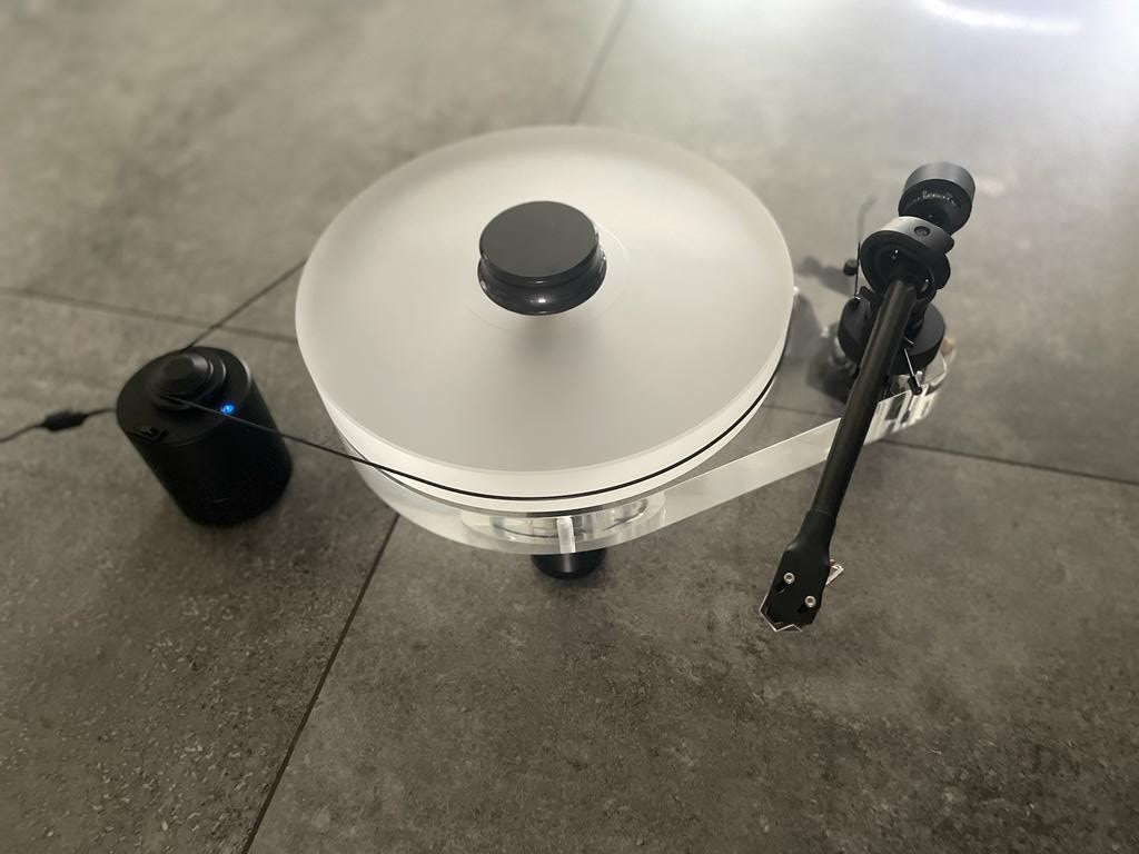 PART-EX Pro-Ject RPM9x + Brand new Ortofon Quintet Blue cartridge