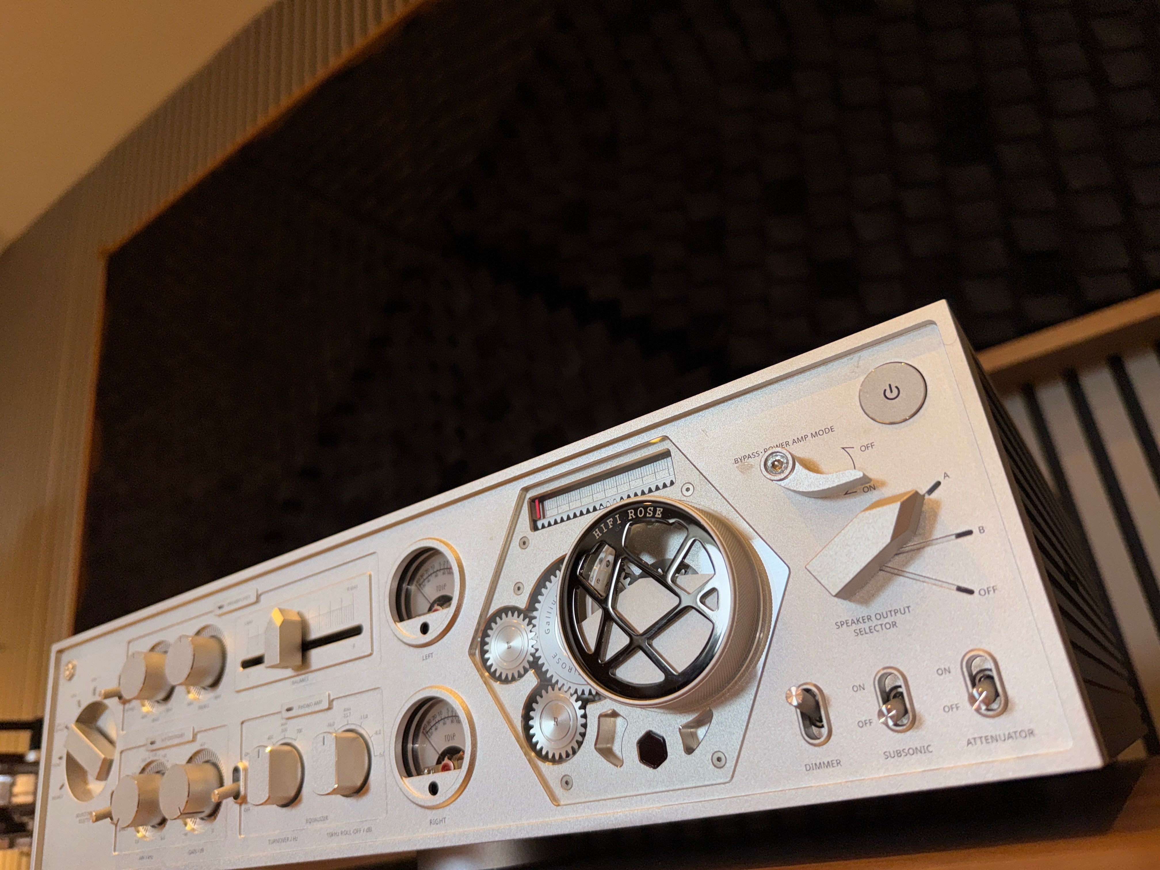 Clearance: Part-Exchange HiFi ROSE RA180 Integrated Amplifier