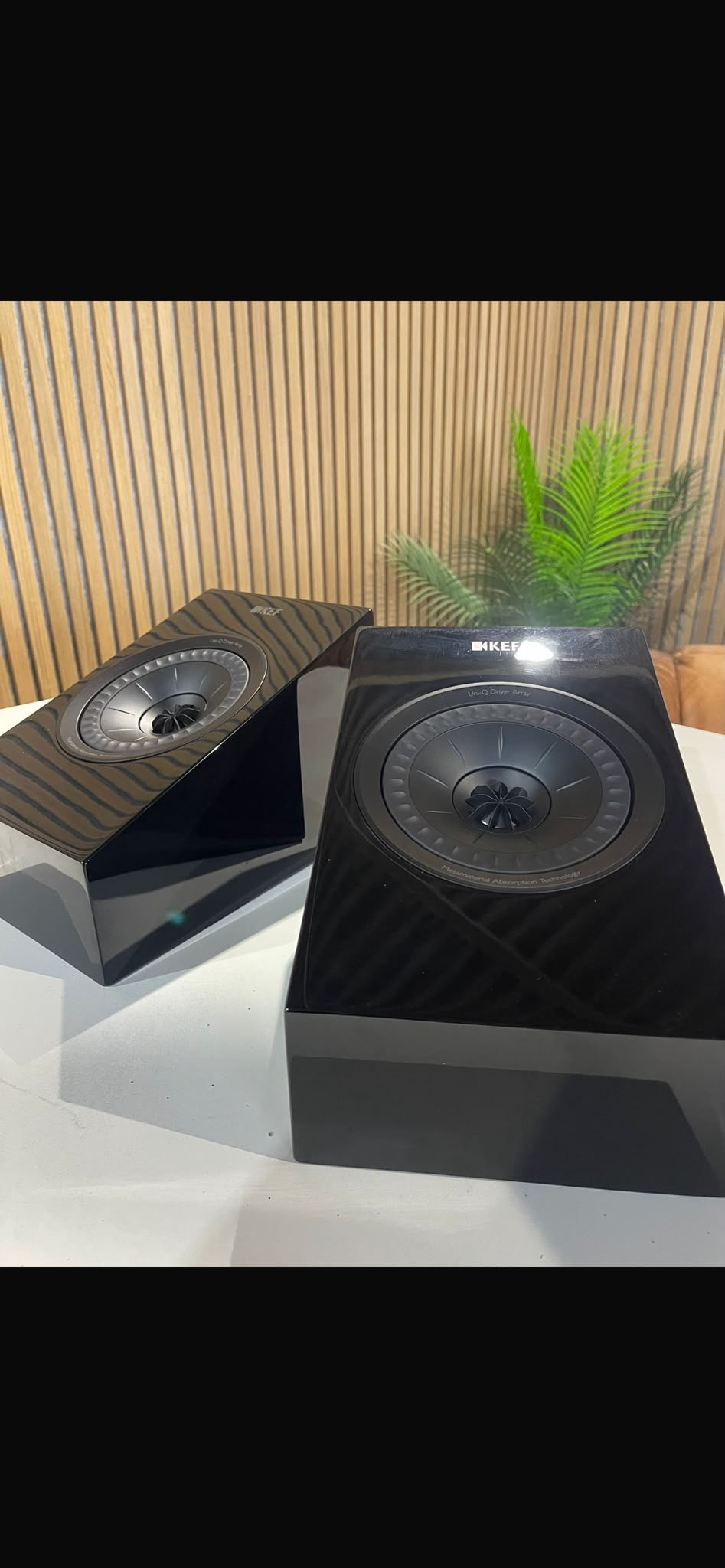Clearance: Part-Exchange KEF META R8 ATMOS Speakers (Gloss Black)
