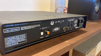 Clearance: Ex-Display DD15 Black CD Transport