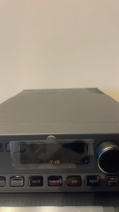 Clearance: Cyrus i9-XR Black Amplifier