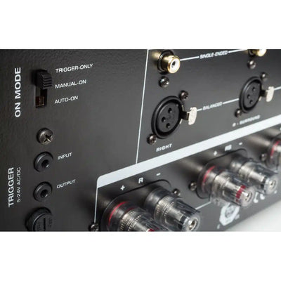 Anthem MCA 525 GEN2 Five Channel Power Amplifier