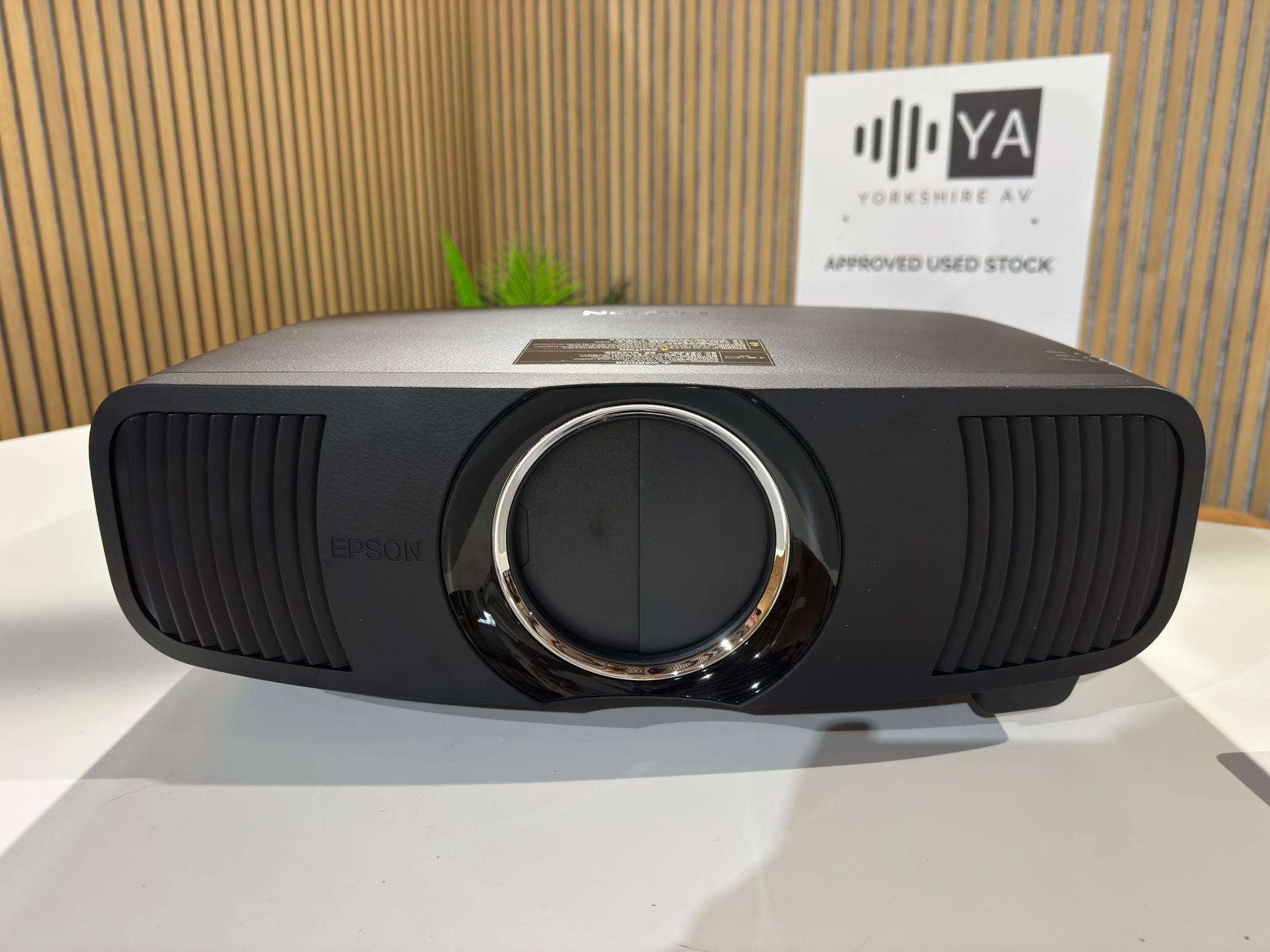 Clearance: Part-Ex Epson EH-LS12000B Laser 4K HDR 3LCD Projector