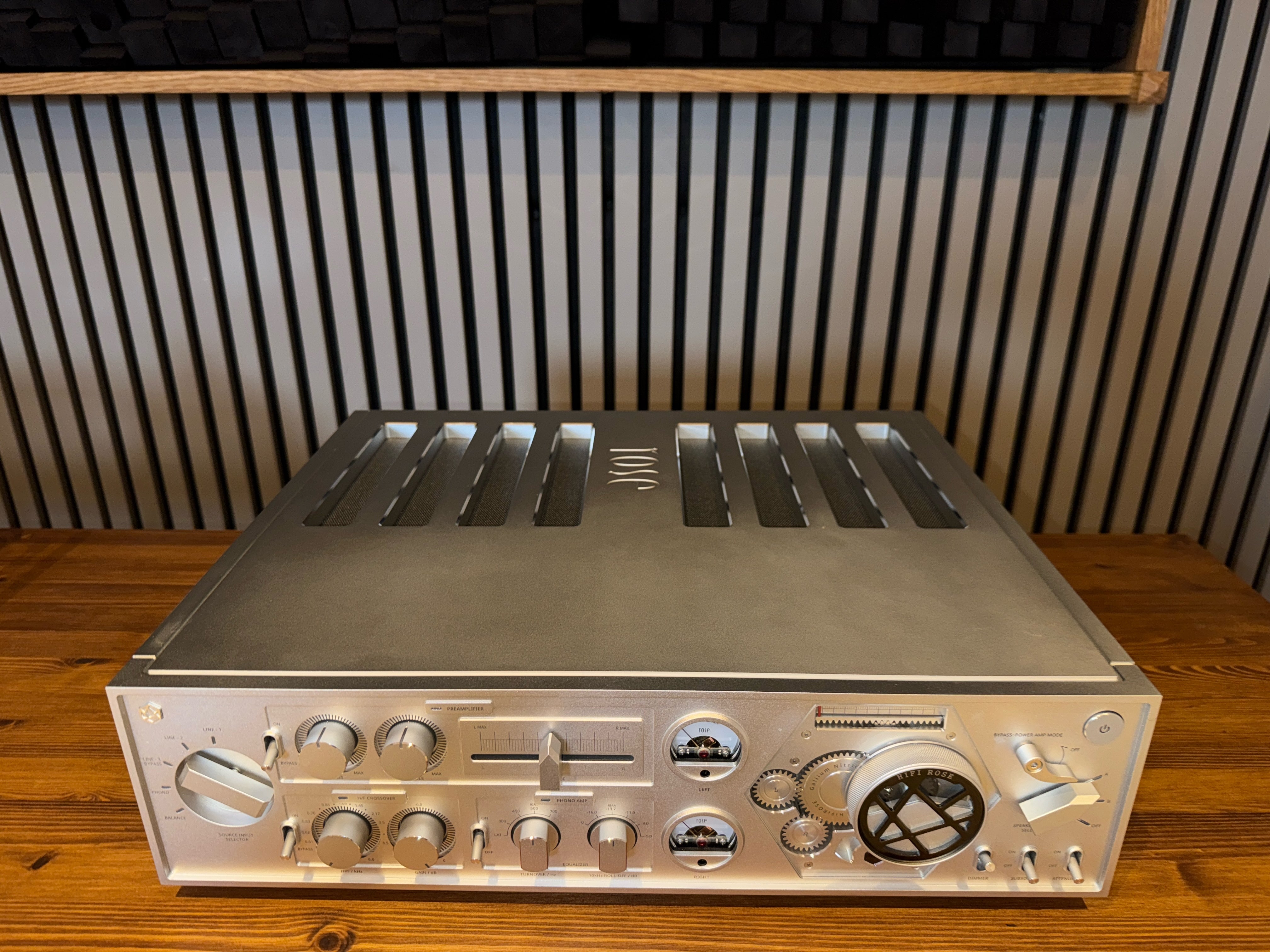 Clearance: Part-Exchange HiFi ROSE RA180 Integrated Amplifier