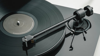 Pro-Ject Primary E1.2 turntable