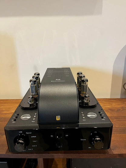 Clearance: Ex-Display Unison Research S6 Black Edition Valve Amplifier