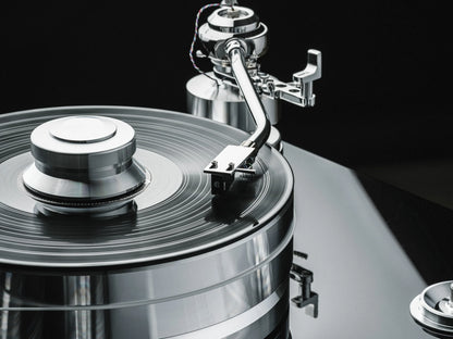 Pro-Ject Audio Signature 12.2 Turntable