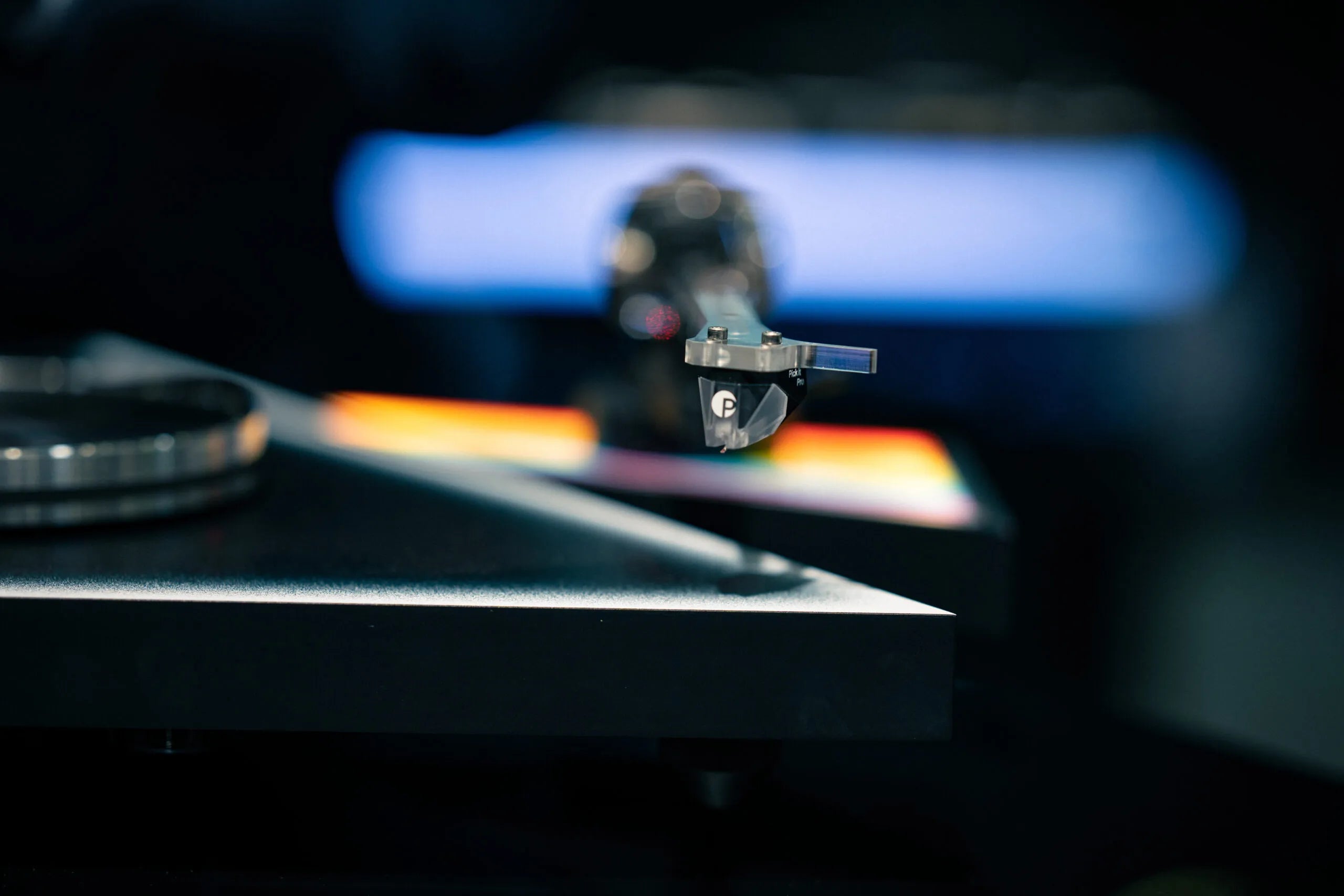 THE DARK SIDE OF THE MOON TURNTABLE