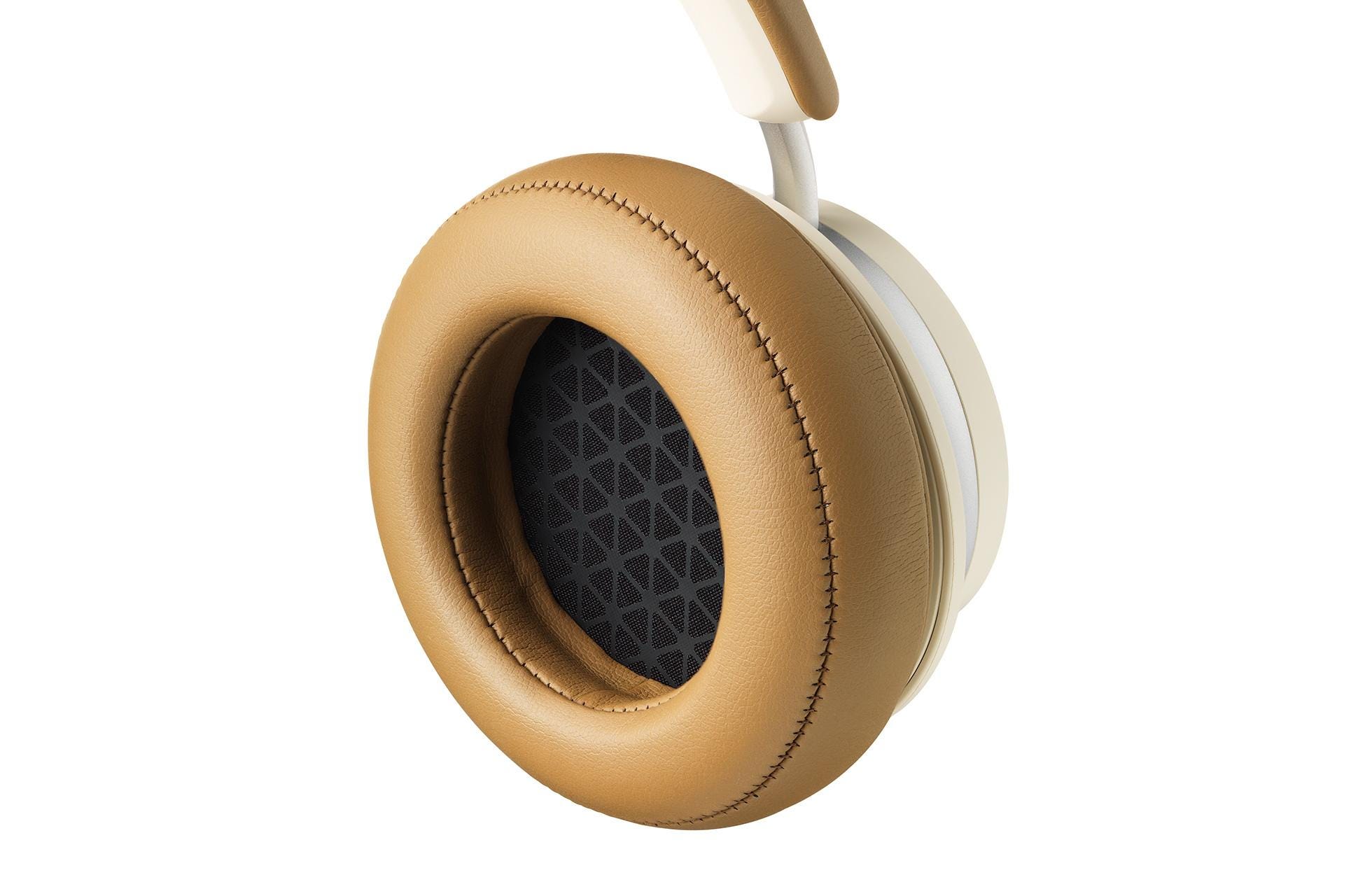 DALI IO-6 Caramel White Wireless/Noise Cancelling Headphones