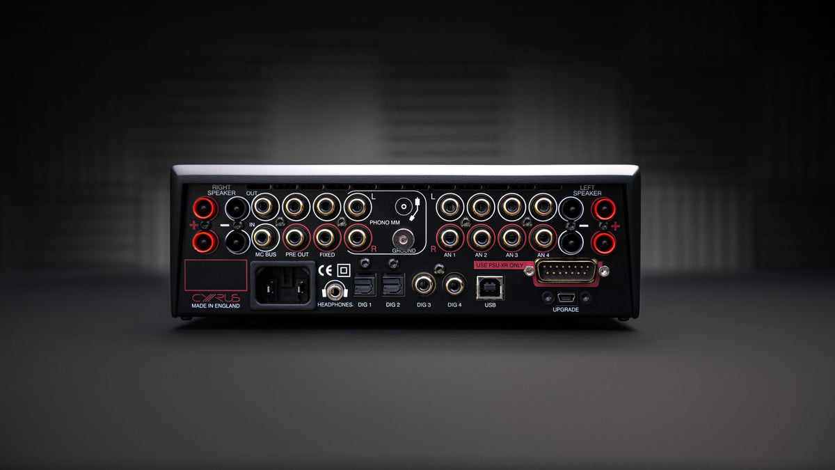 Clearance: Cyrus i9-XR Black Amplifier