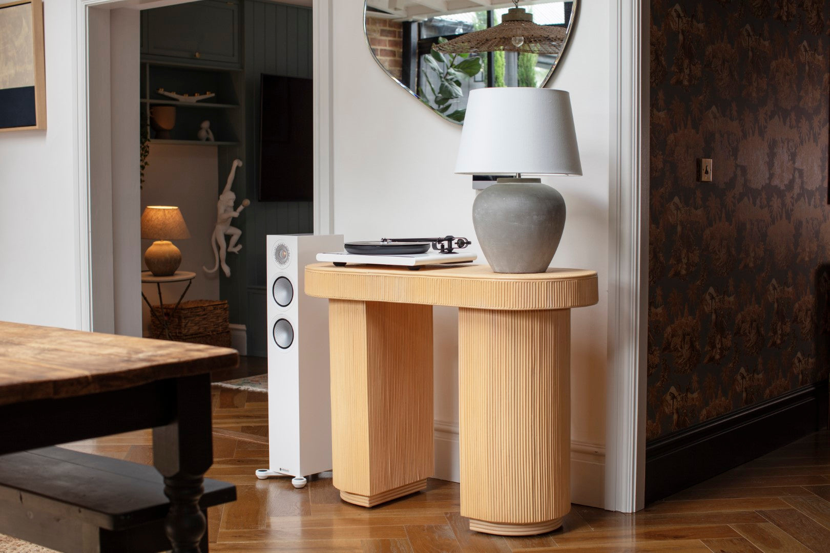 Monitor Audio Silver 200 7G Satin White Floorstanding Speakers
