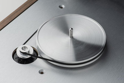 Pro-Ject The Classic Evo Sub-Chassis Turntable - Yorkshire AV LTD