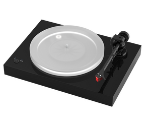 Pro-Ject Audio X2 B turntable with Ortofon Quintet Red Cartridge